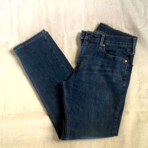 Men’s Levi’s blue denim jeans